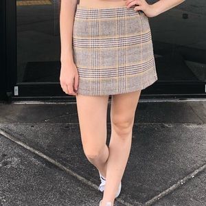 Plaid mini skirt